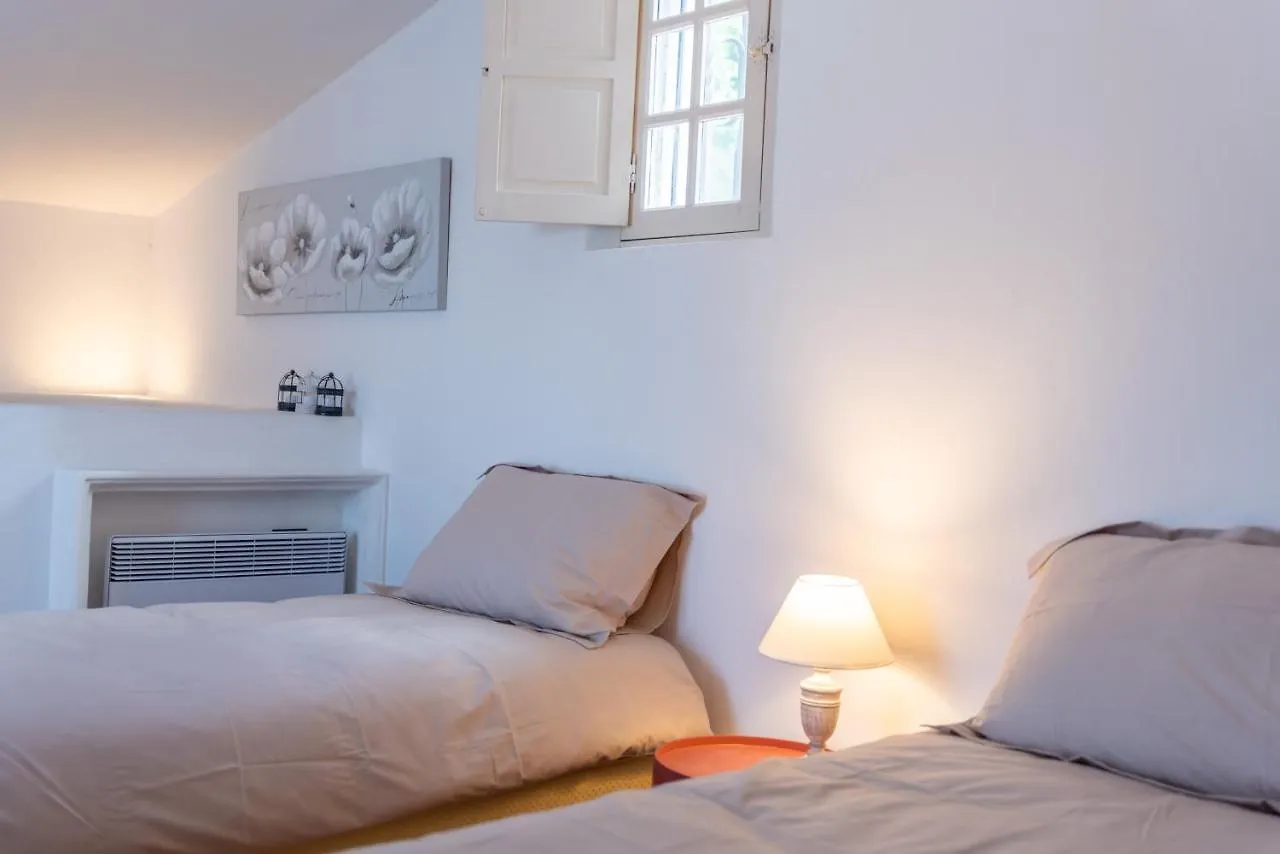 Bed and Breakfast Le Mas De La Source Мужен Отель типа 