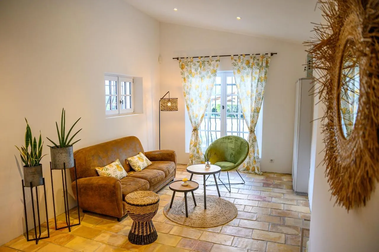 Le Mas De La Source Bed and Breakfast Mougins